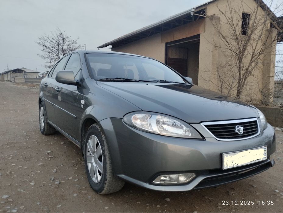 Срочно жентра (равон вариант) сотилади. Краска тоза, евро вариант.