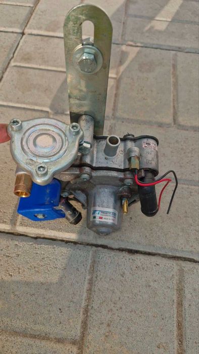 Газов инжекцион А.Е.В.