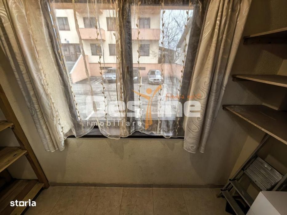 Apartament 3 camere 66 mp mobilat, cu balcon, gradina și loc de parcar