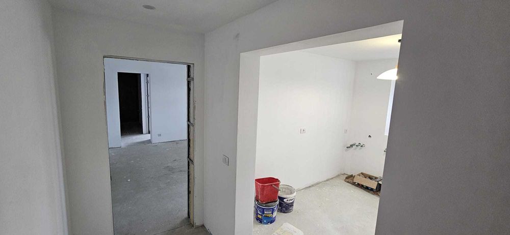 Apartament decomandat, cf 1, 50 mp, micro 11, parter Penny