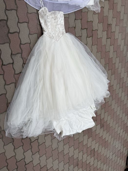 Продам красивое свадебное платье