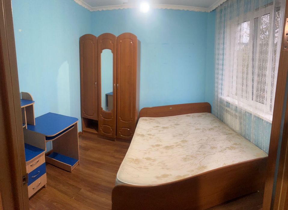 Продам 4-х комнатную квартиру