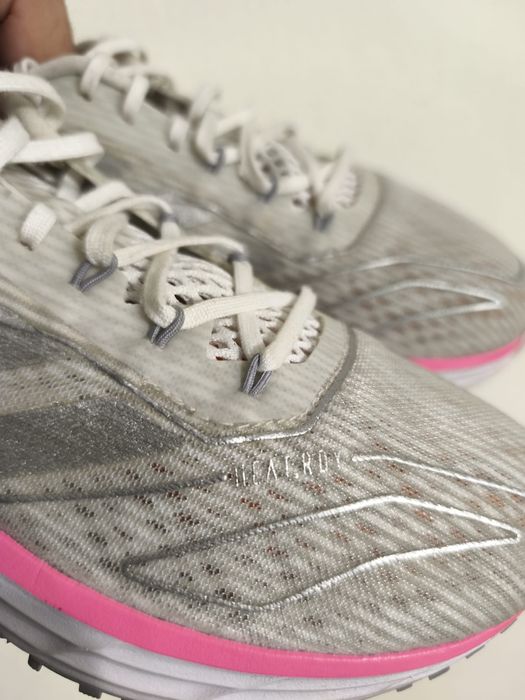 Adidas SL 20 marimea 40,5 (25,5cm). Impecabile