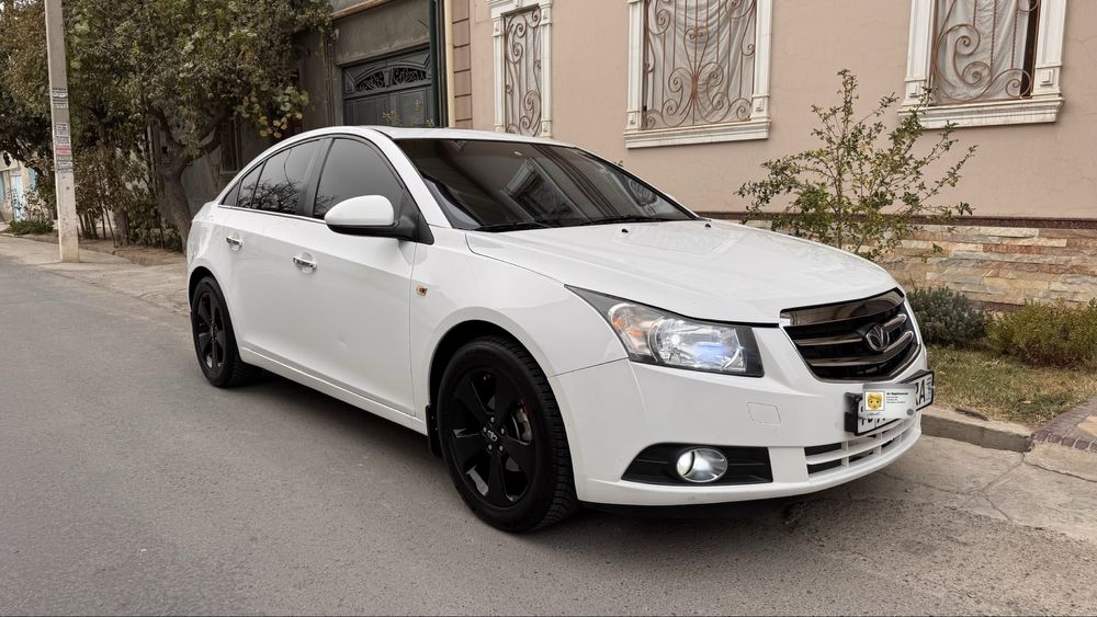 Lasetti Cruze 2009 Yil malibu rul monitor shumka koja