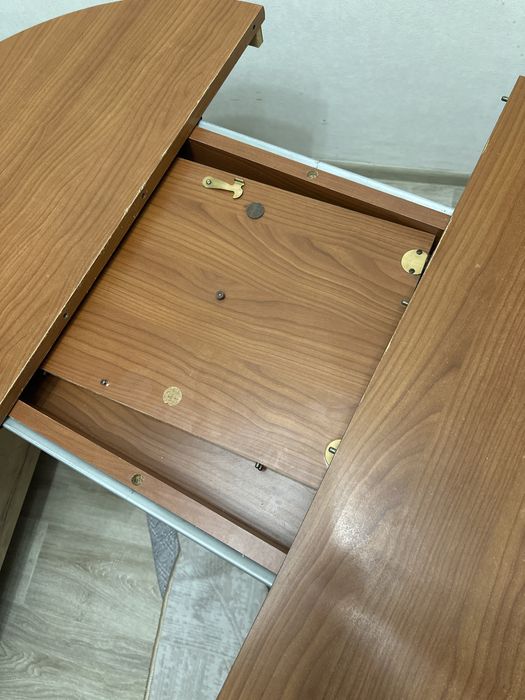 Продам стол круглый раскладной
