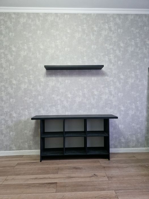 Продам консоль в гостиную