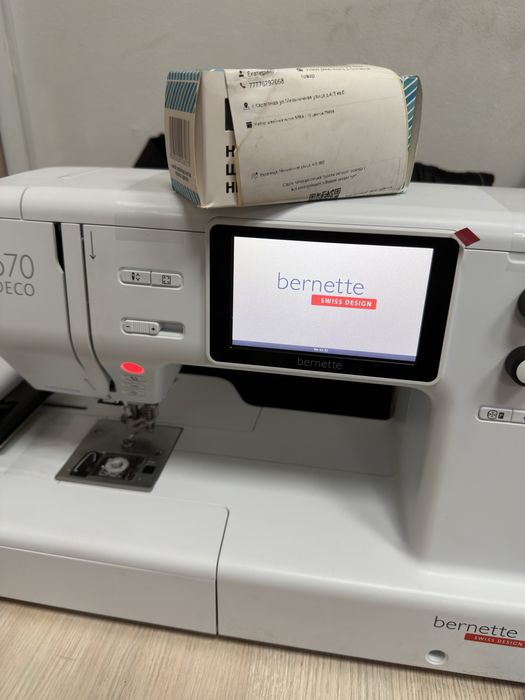 Bernette b70 deco швейная машинка