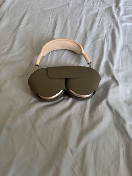 Airpods max 1 generation