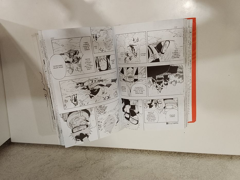 Книга Наруто в хорошем состояние