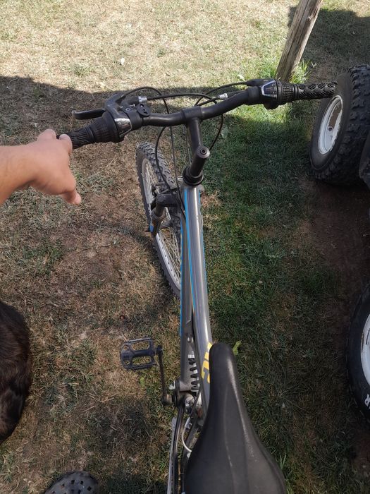 Vând bicicleta copii