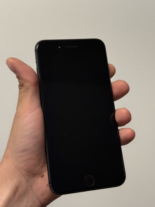 iPhone 8 Plus Black 64GB