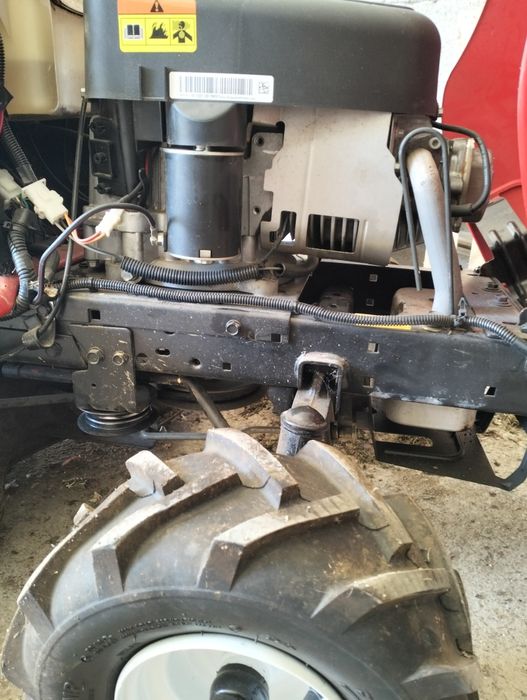 Tractoraș gazon jonsored/husqvarna