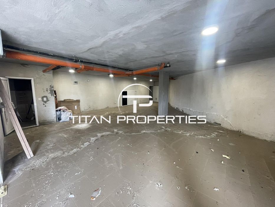 Дава се под наем Магазин в Бургас, Меден рудник - зона В - 120 кв.м за 408 € - Снимка #1