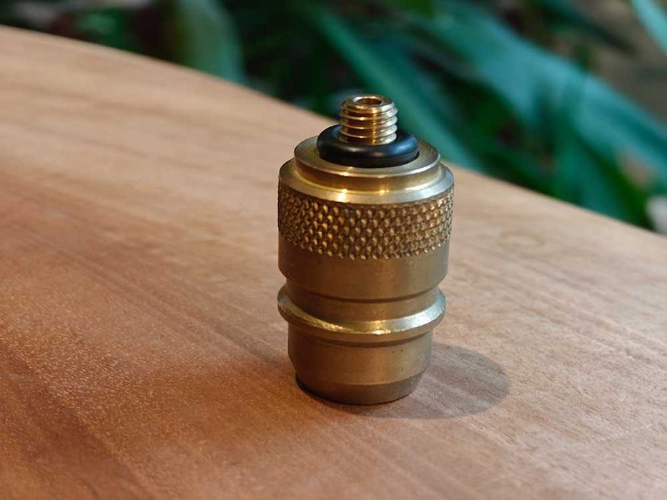 Адаптер за зареждане на газ в Испания М10 DREHMEISTER