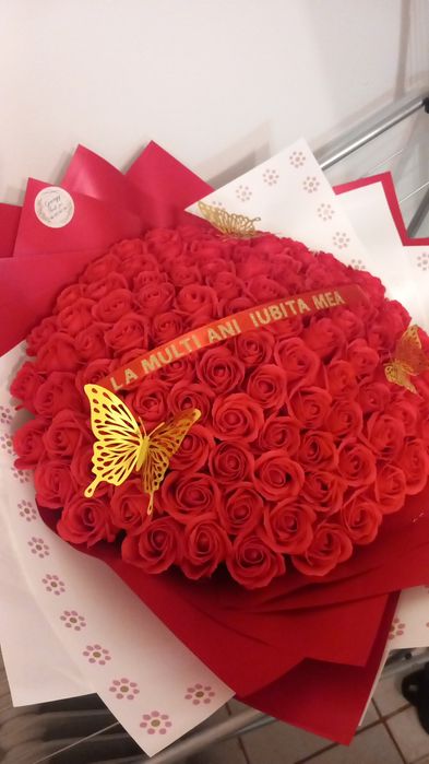 Buchete flori din sapun sau naturale