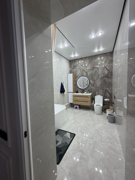 Продам дом на Царском районе 81мил.