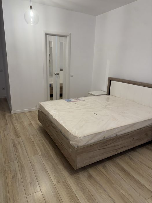 Inchiriez apartament in bloc nou