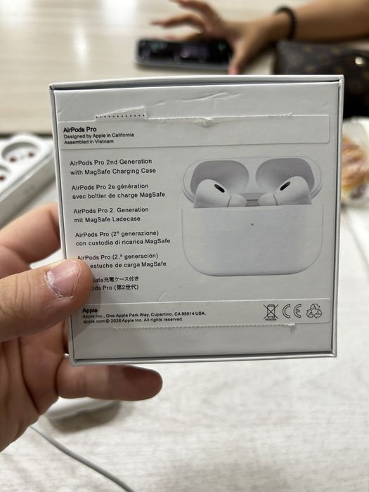 Airpods pro 2 новый