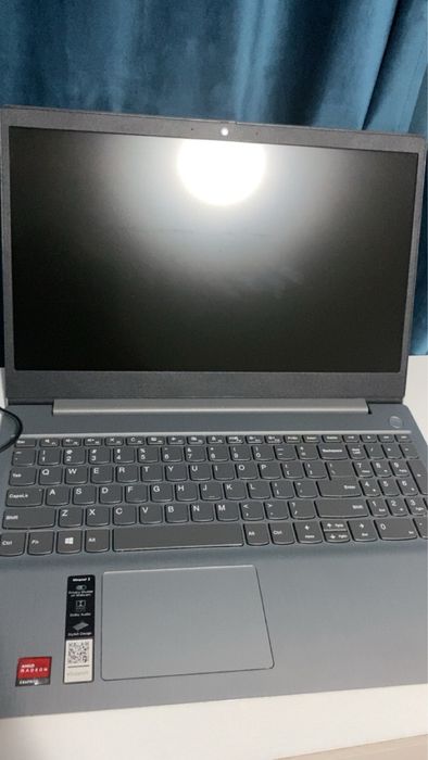 Laptop Lenovo IdeaPad 3-15ARE05 4GB 256GB