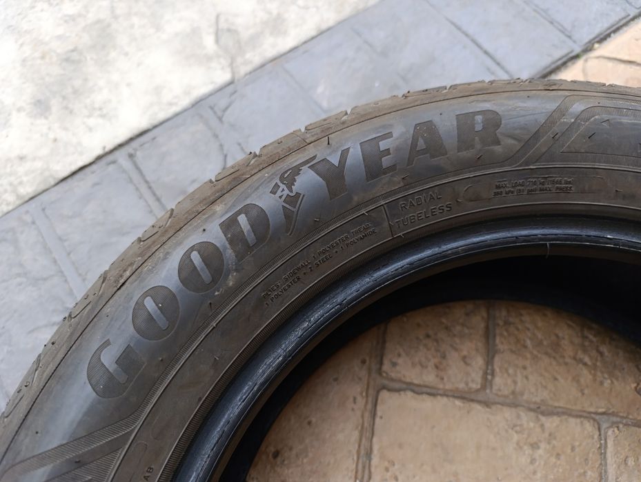Летни гуми Good year 215/60/17 Efficient Grip 2 dot 4123