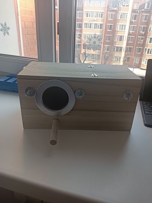 Гнездовая клетка деревянная