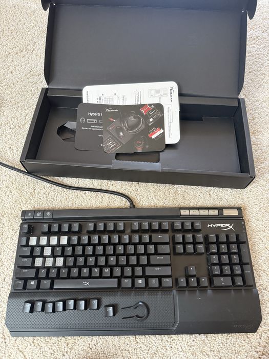 Tastatura HyperX Elite Alloy RGB Cherry MX red