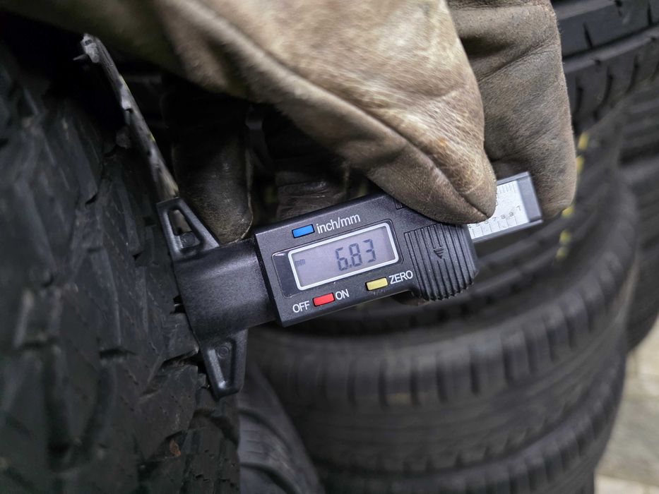 2бр Зимни гуми 215 60 16 - Nokian