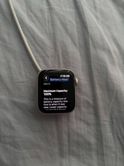 *ПРОДАВАМ НОВ* Apple Watch SE (GPS) GEN 2 40mm
