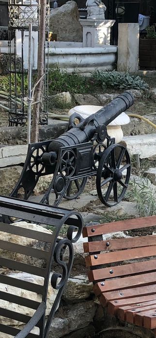 Оръдие за декорация  на градина