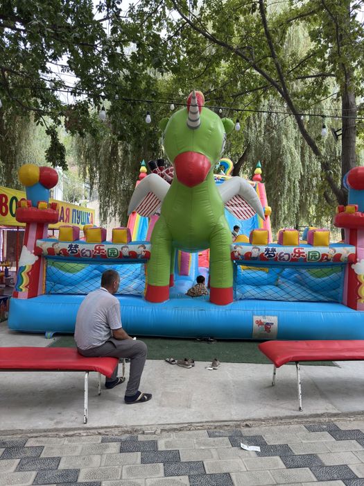 Batut detiskiy sotiladi