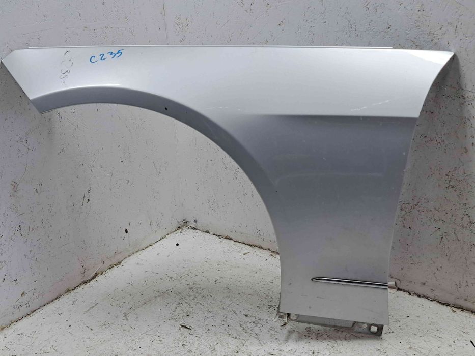 Aripa stanga  fata Mercedes Clasa E (W212) AMG [Fabr 2009-2016] 775 Ar