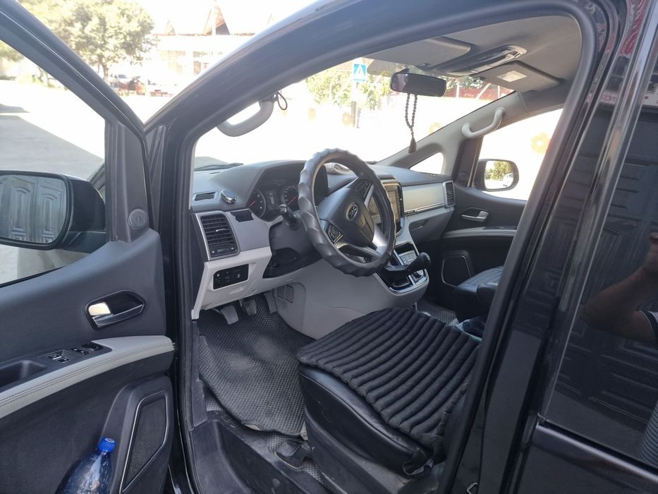 JAC M4 2024 8+1 kishilik