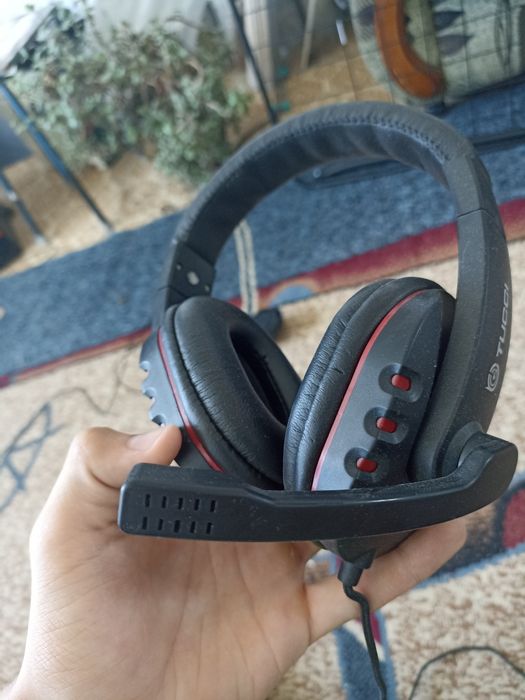 Продам игровые наушники