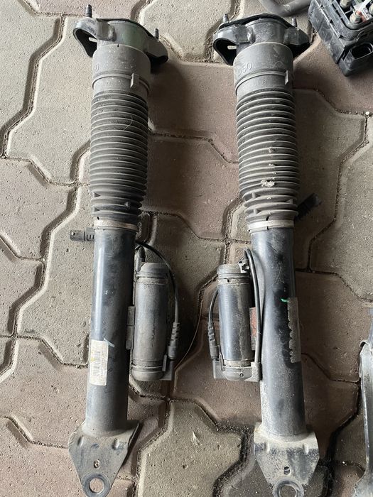 Perne aer telescop fata spate stanga dreapta compresor perne bloc valve mercedes gle w166 250d