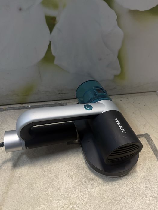 Прахосмукачка за матраци и акари Cecotec 3000