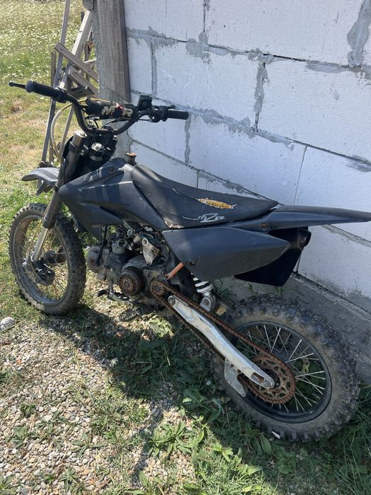 Vand cross 125 4 timp in stare buna