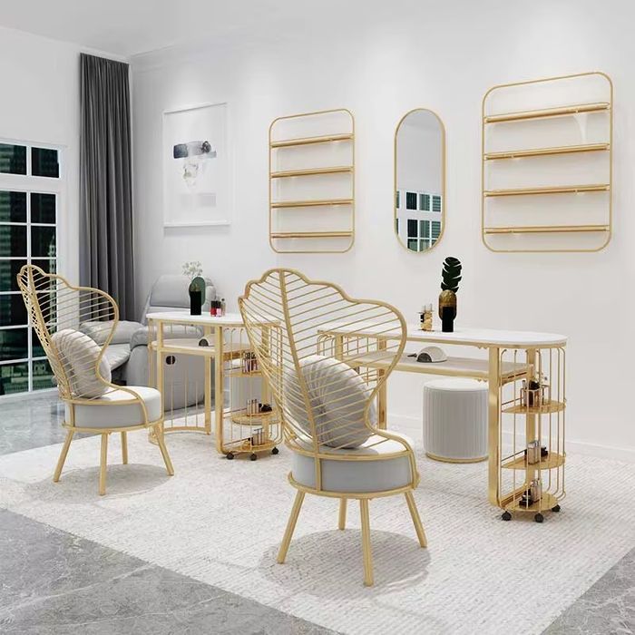 Наборы для салона красоты.