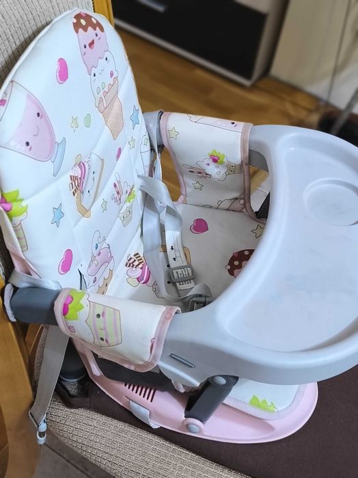CANGAROO Повдигащ стол за хранене KIWI CUPCAKES