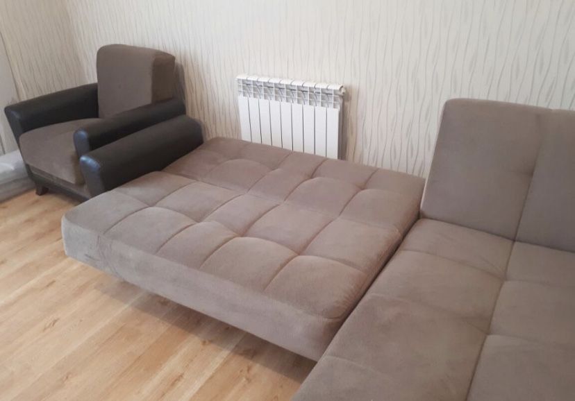 Продам диван с креслом для гостиной Istikbal
