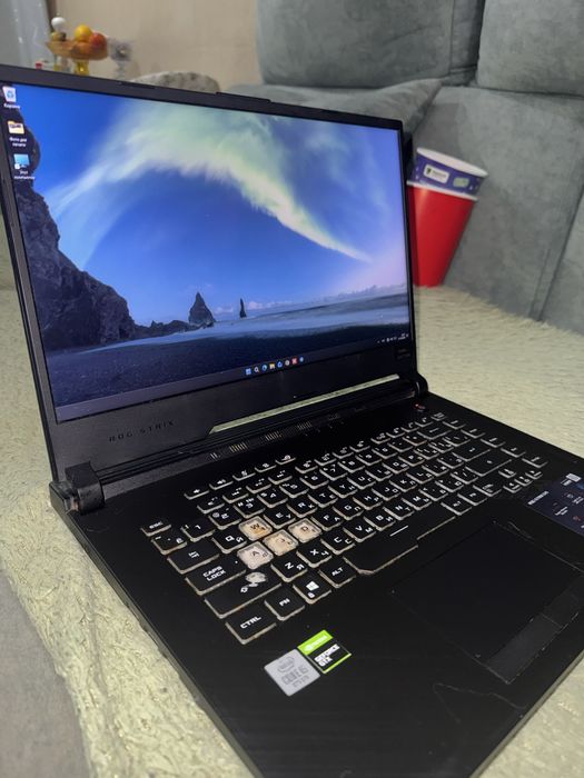 Asus ROG Strix G512LI
