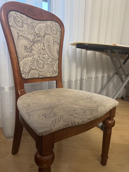 Продам стулья  11 шт