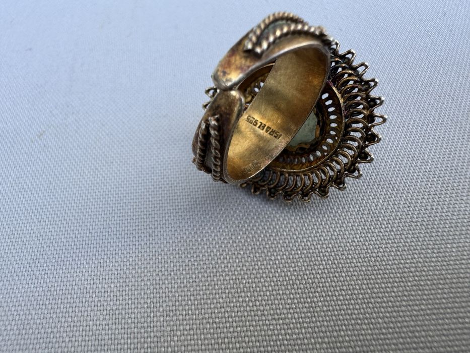 Inel din argint si jad