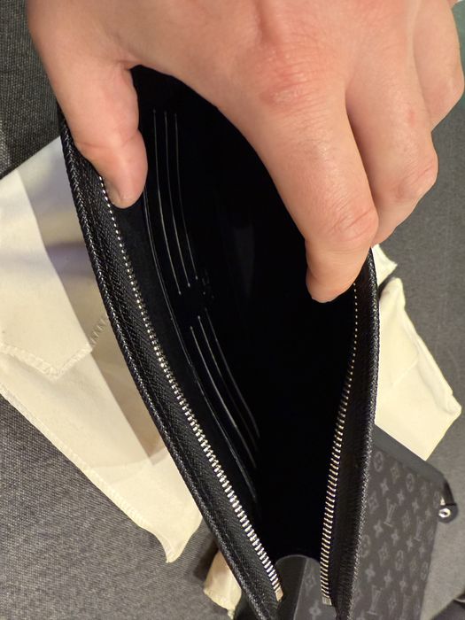 Мъжка чанта Louis Vuitton Clutch