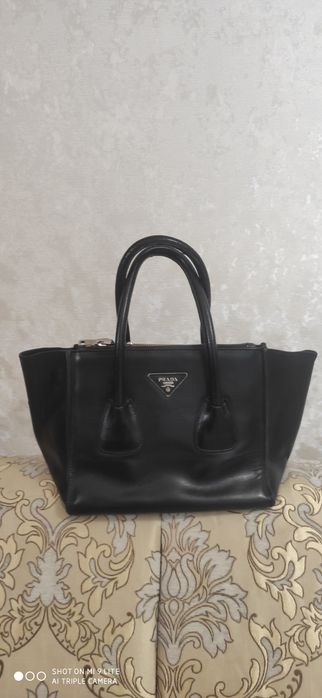 Продам сумки 2 шт.