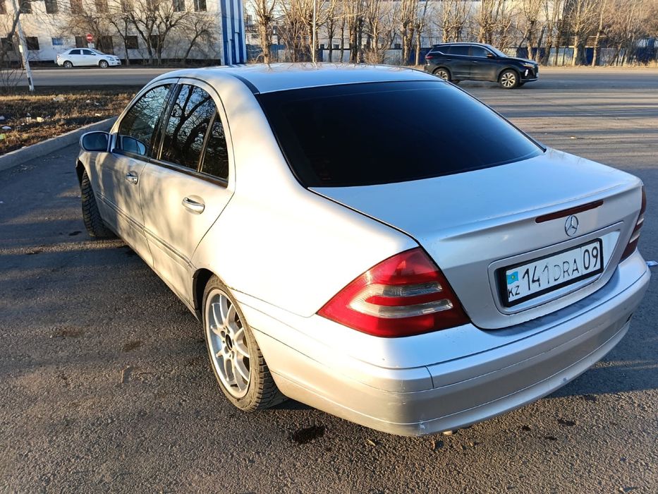 Продам мерседес С 230