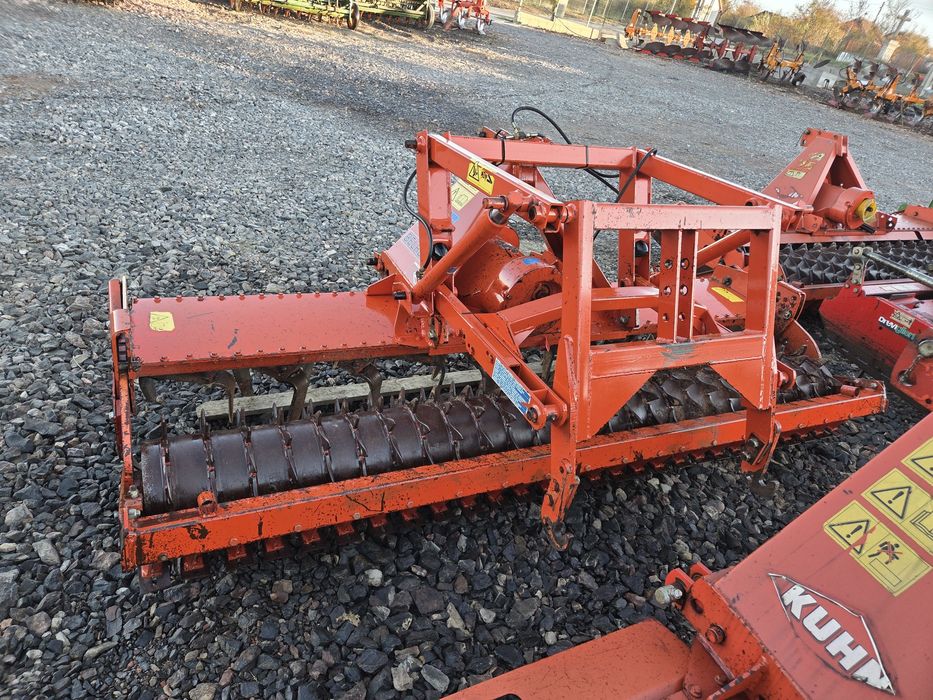 Freza Grapa Rotativa Kuhn HRB 302D