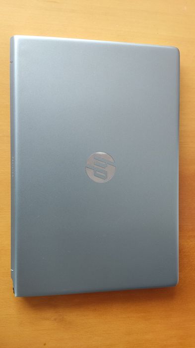 Офисный ноутбук HP