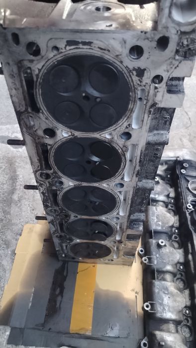 Глава Мерцедес МЛ 270 163 ЦЛК 270 2.7 Mercedes ML270w163 CLK270 w209