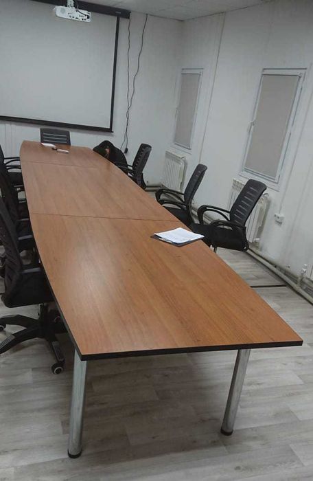 Мебель офисная, столы, шкафы, стеллажи