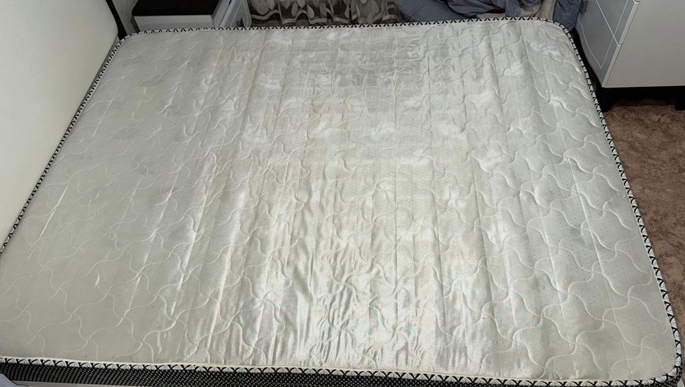 Срочно продам матрас